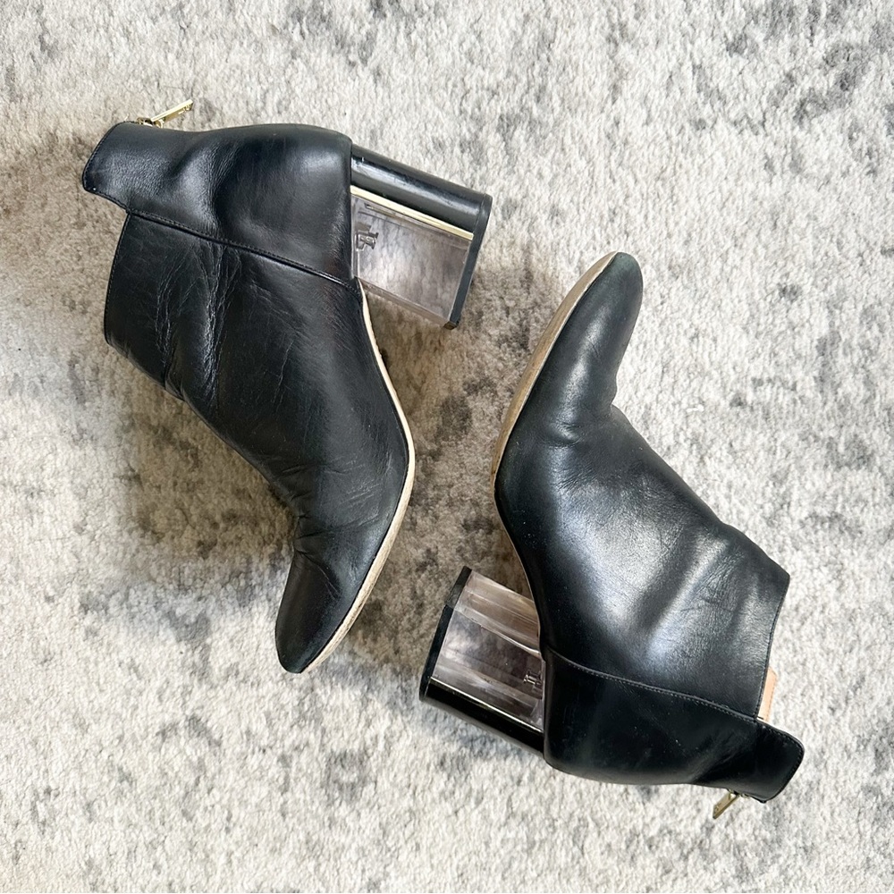 ⭐️3/$30⭐️ (bundle deal) Calvin Klein Black Leather Ankle Boots with clear heels